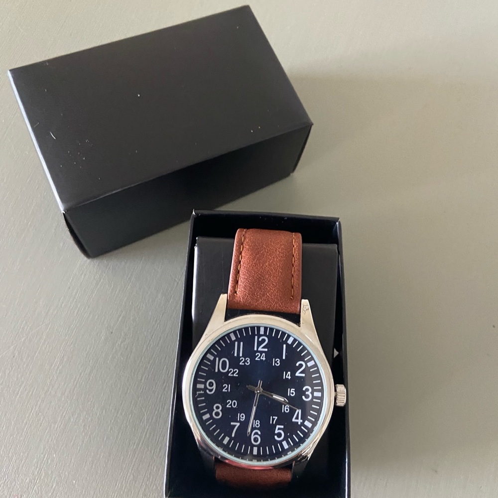 FMD men’s watch. New in box.